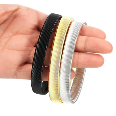 Arm Band Sleeve Holder in Black